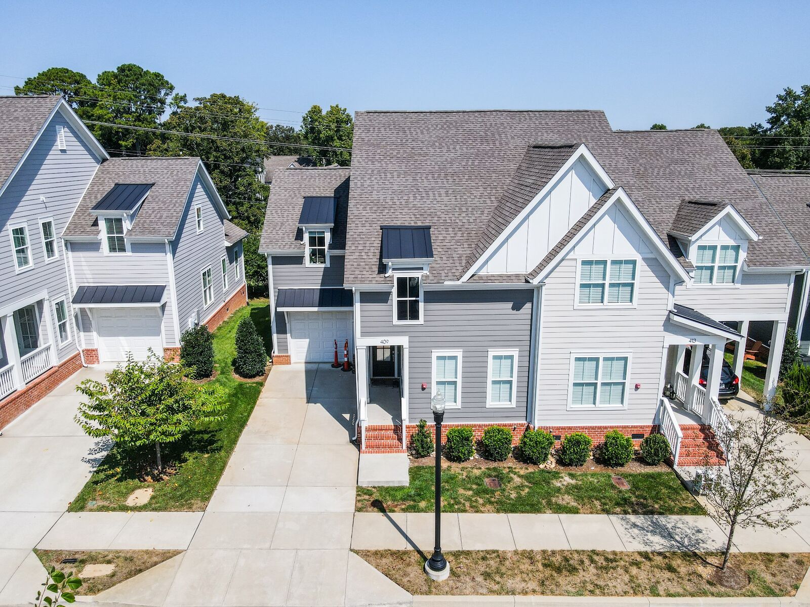 Property Photo: 425 Herringbone Ct TN 37064