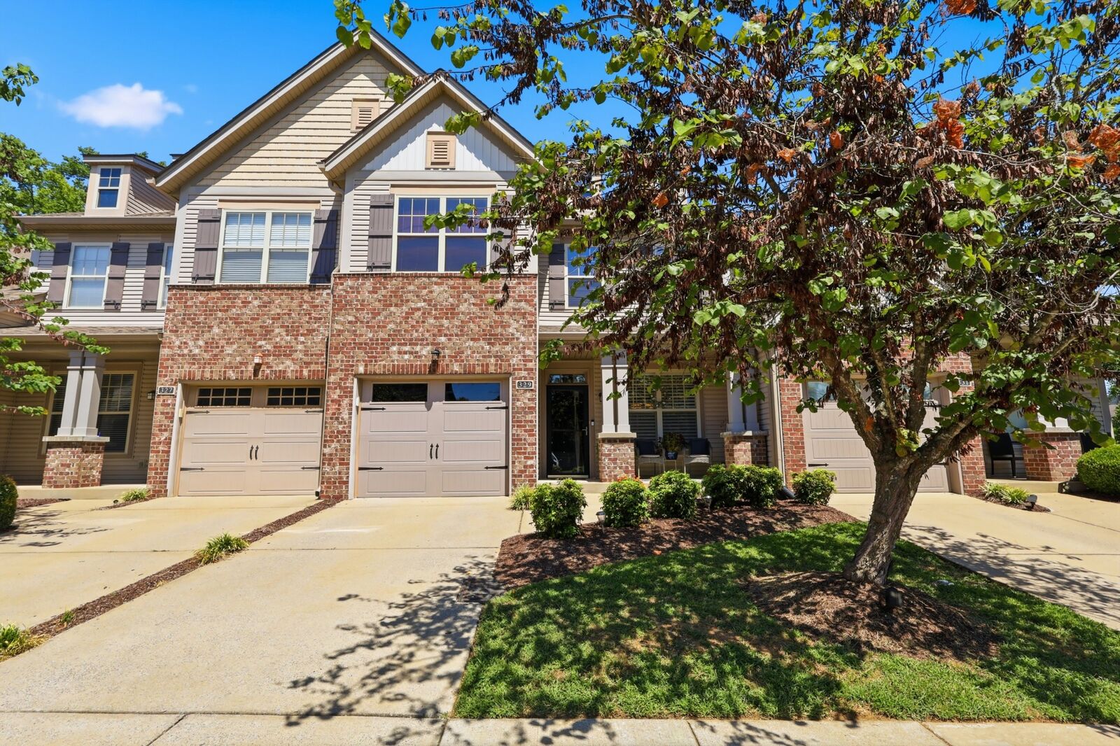 Property Photo: 329 Griffin Pl TN 37076