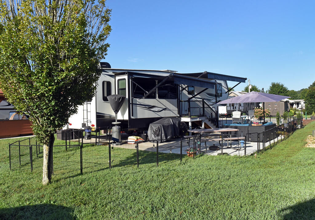 Property Photo: 17 Mountain Vista Road GA 30512