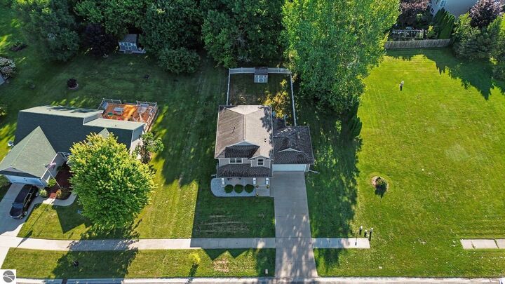 Property Photo:  602 N Oakland  MI 48848 