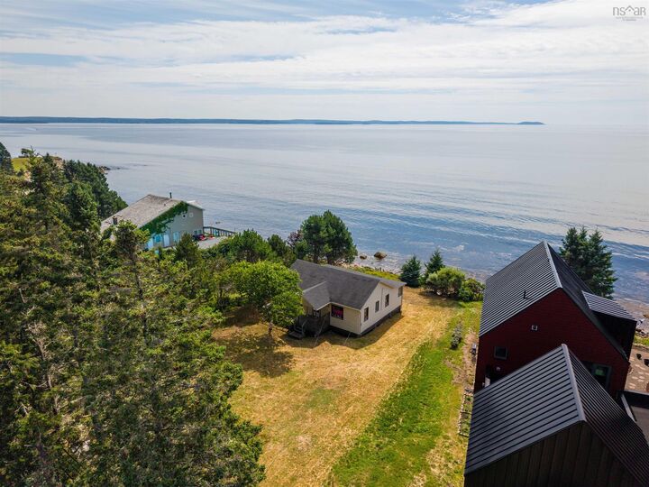 Property Photo:  9136 St Margarets Bay Road  NS B0J 1T0 