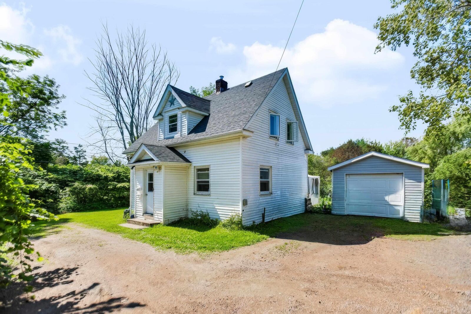 Property Photo:  21 West Victoria Street  NS B4H 1B9 