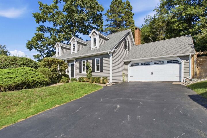 Property Photo: 50 Eaglewood Drive NS B4A 2J6