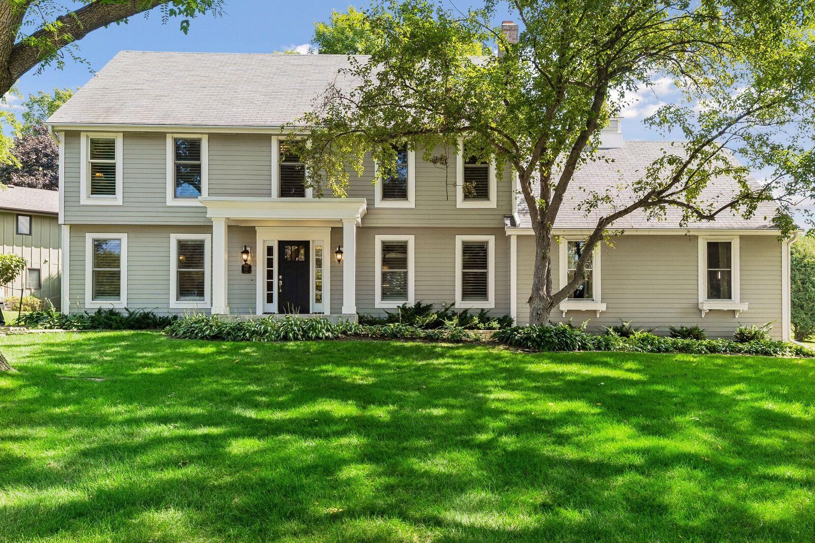 Property Photo:  680 Alvarado Lane N  MN 55447 