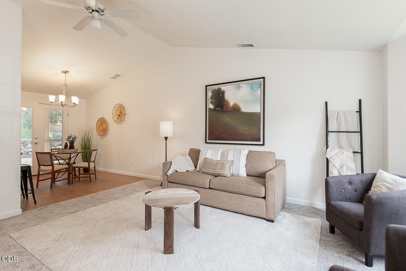 Property Photo: 2225 SW 30th Court OR 97756