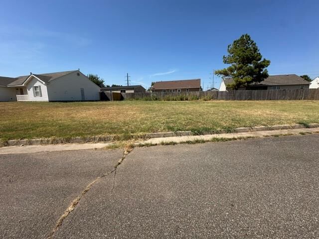 Property Photo: SE 87th Street Common Area A OK 73135