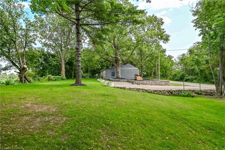 Property Photo: 845 Collinson Road ON L9H 5E2