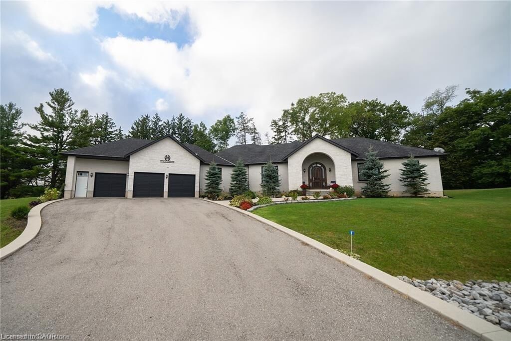 Property Photo: 325 McLean School Road 8 ON N0E 1N0