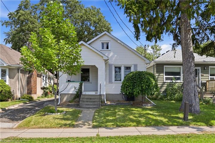 218 Lake Street — photo 1