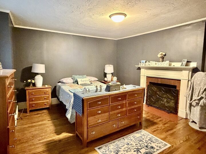 Property Photo:  92 Walnut St  MA 01510 