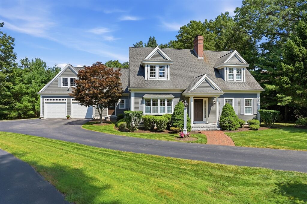 Property Photo:  12 Boxwood Lane  MA 02420 