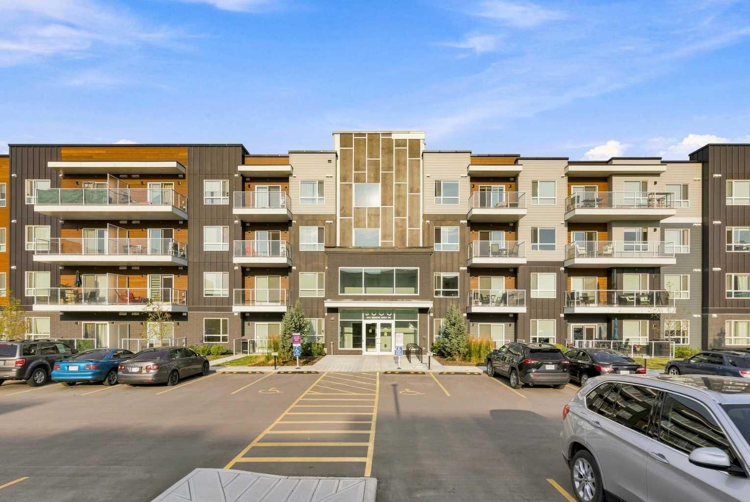 Property Photo: 550 Belmont Street SW 3210 AB T2X 4C1