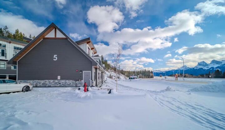 750 Harvie Heights Road 501 — photo 1