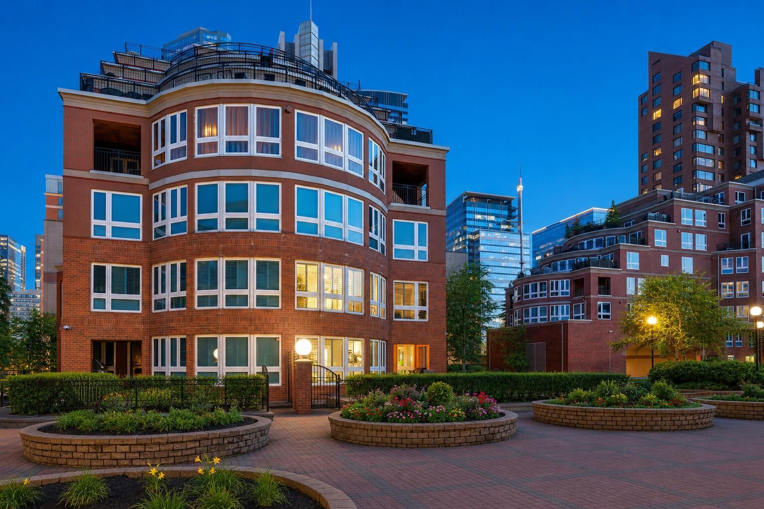 Property Photo: 400 Eau Claire Avenue SW 8203 AB T2P 4X2