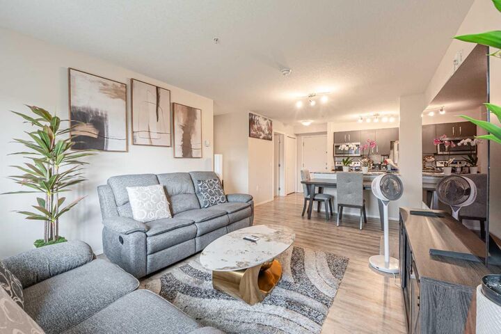 Property Photo: 4641 128 Avenue NE 4210 AB T3N 1T5