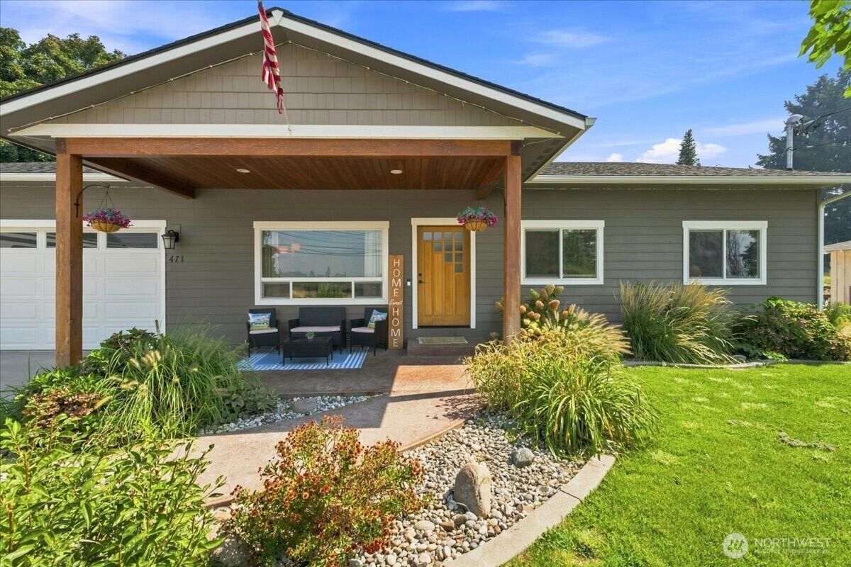 Property Photo: 471 N Iowa Avenue WA 98802