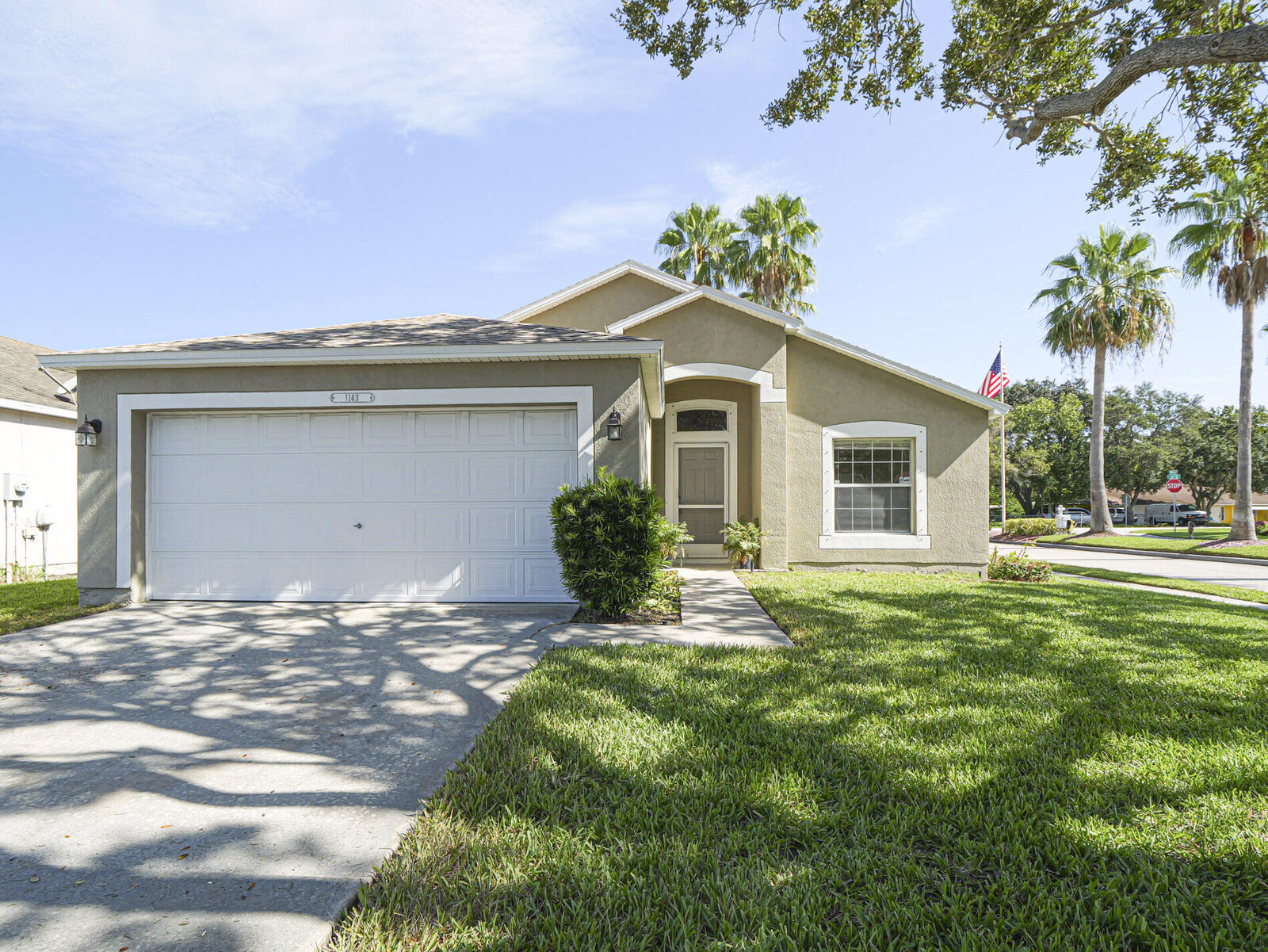 Property Photo:  1143 N 13th Square  FL 32960 