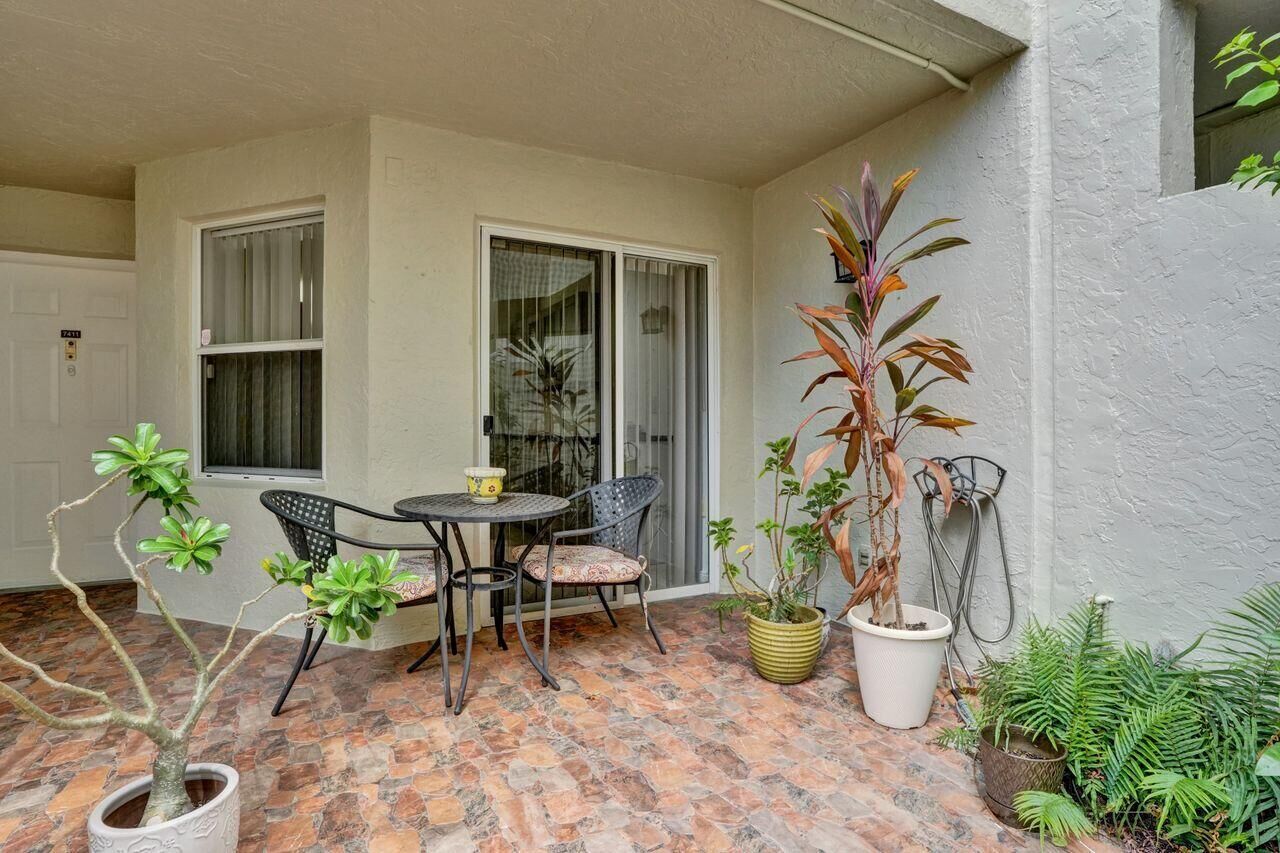 Property Photo: 7411 Granville Drive 106 FL 33321