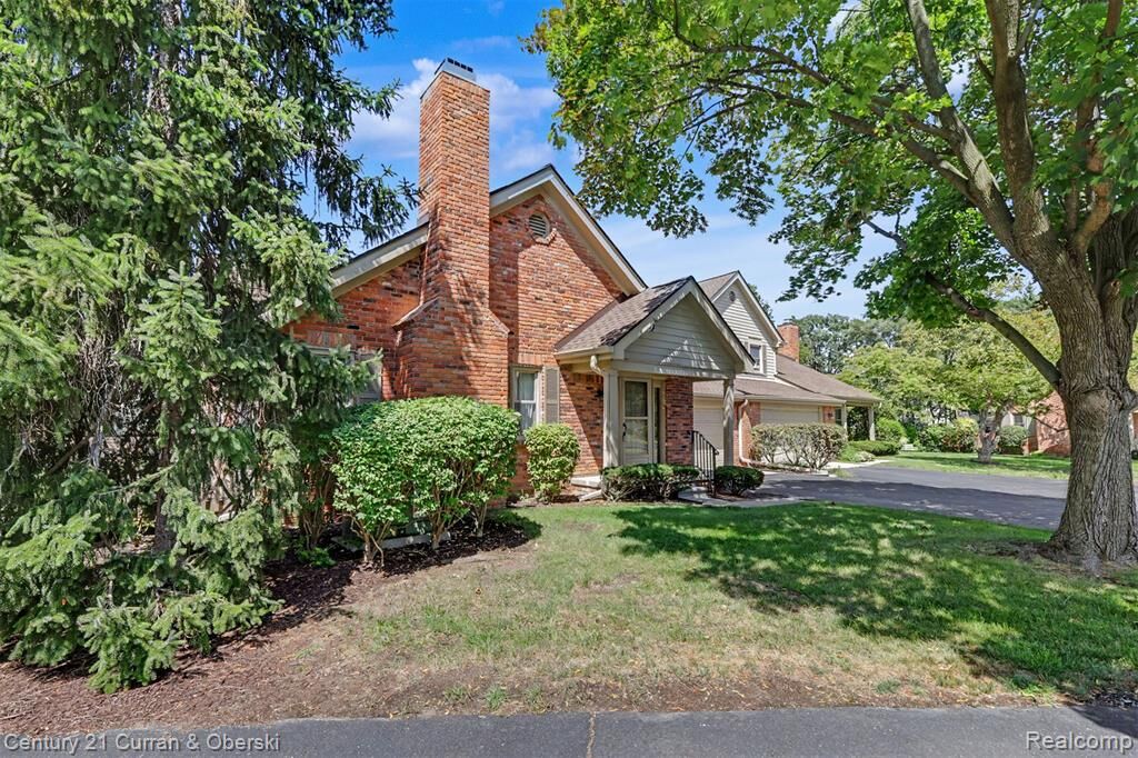 Property Photo: 1 Cornell Court MI 48124