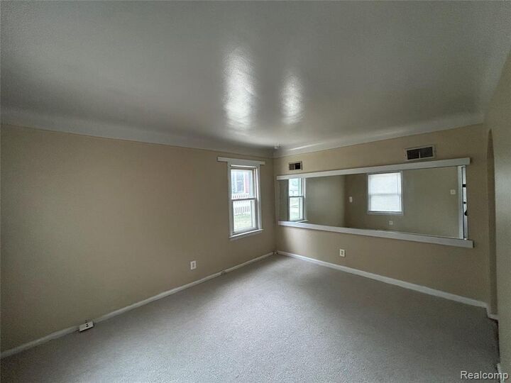 Property Photo:  6160 McGuire Street  MI 48180 