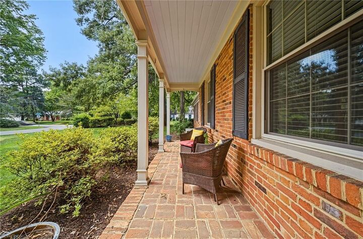 Property Photo:  4348 Thoroughgood Dr  VA 23455 