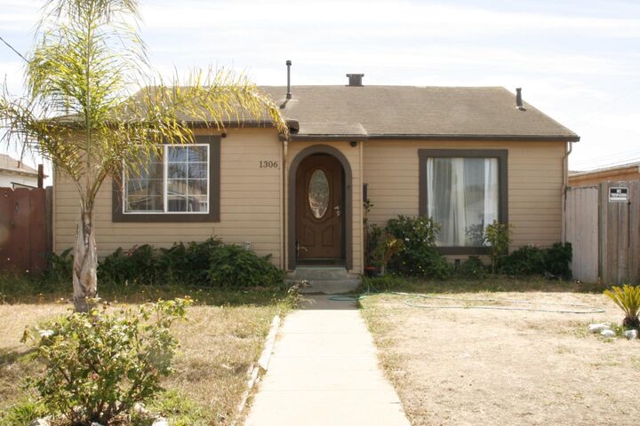 Property Photo: 1306 Second Avenue CA 93905