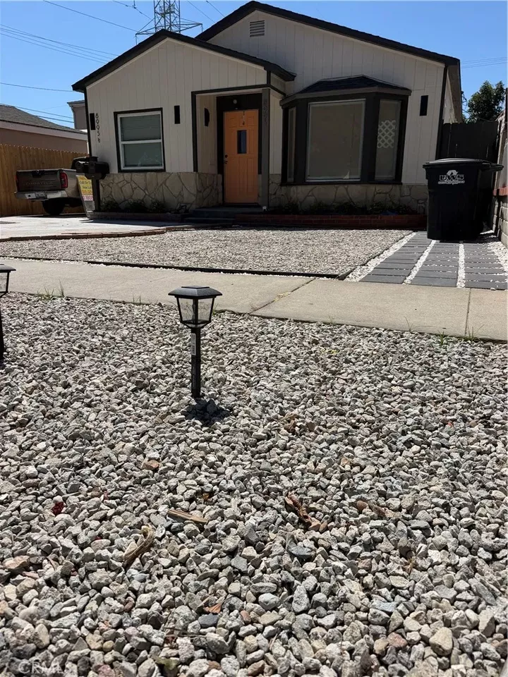 Property Photo:  8995 Alexander  CA 90280 