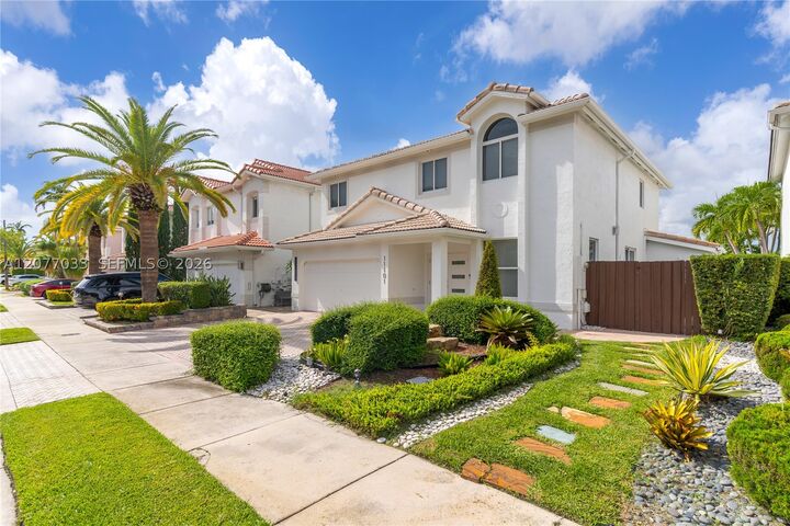 Property Photo: 11101 NW 72nd Ter FL 33178