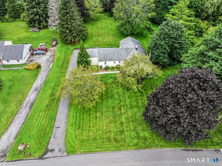 Property Photo:  11 Jefferson Drive  CT 06776 
