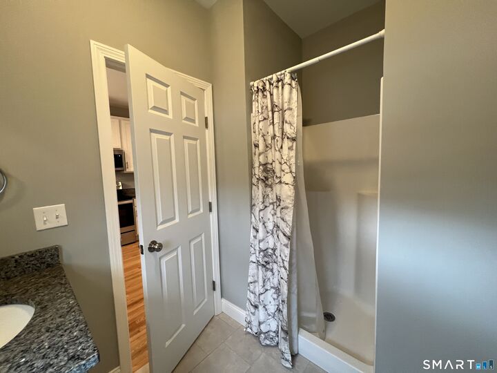 Property Photo:  39 Eden Avenue 1  CT 06489 