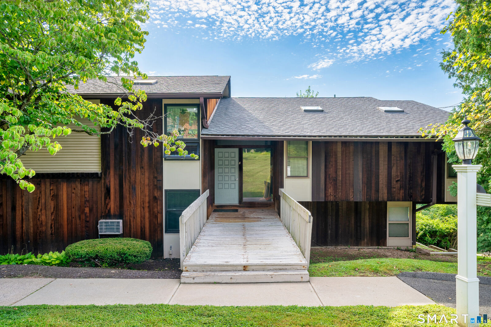 Property Photo: 8-G Country Squire Drive 8G CT 06416