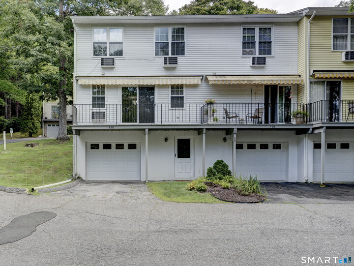 Property Photo: 80 Hunter Court 80 CT 06790
