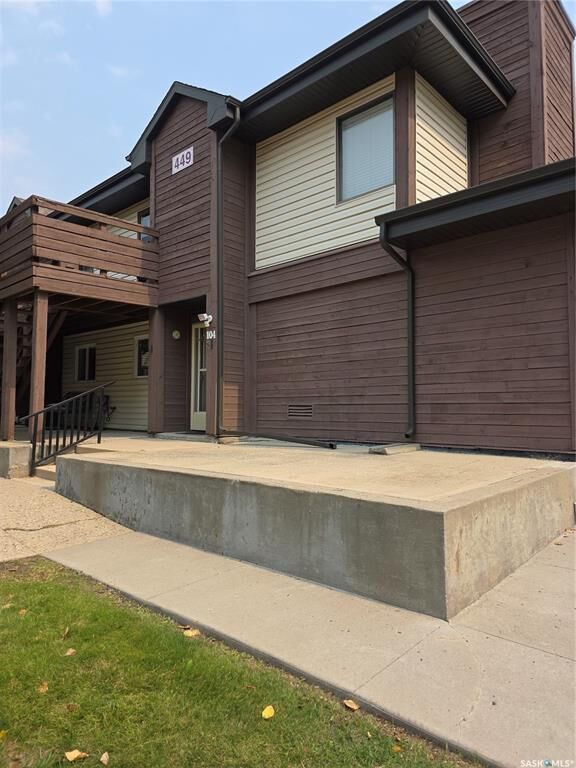 Property Photo: 449 Pendygrasse Road 104 SK S7M 5C1
