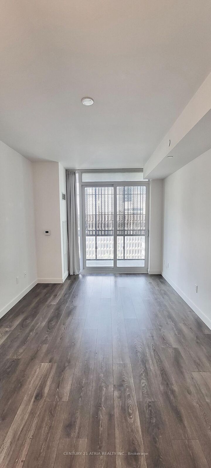 Property Photo:  8 Eglinton Avenue E 806  ON M4P 0C1 