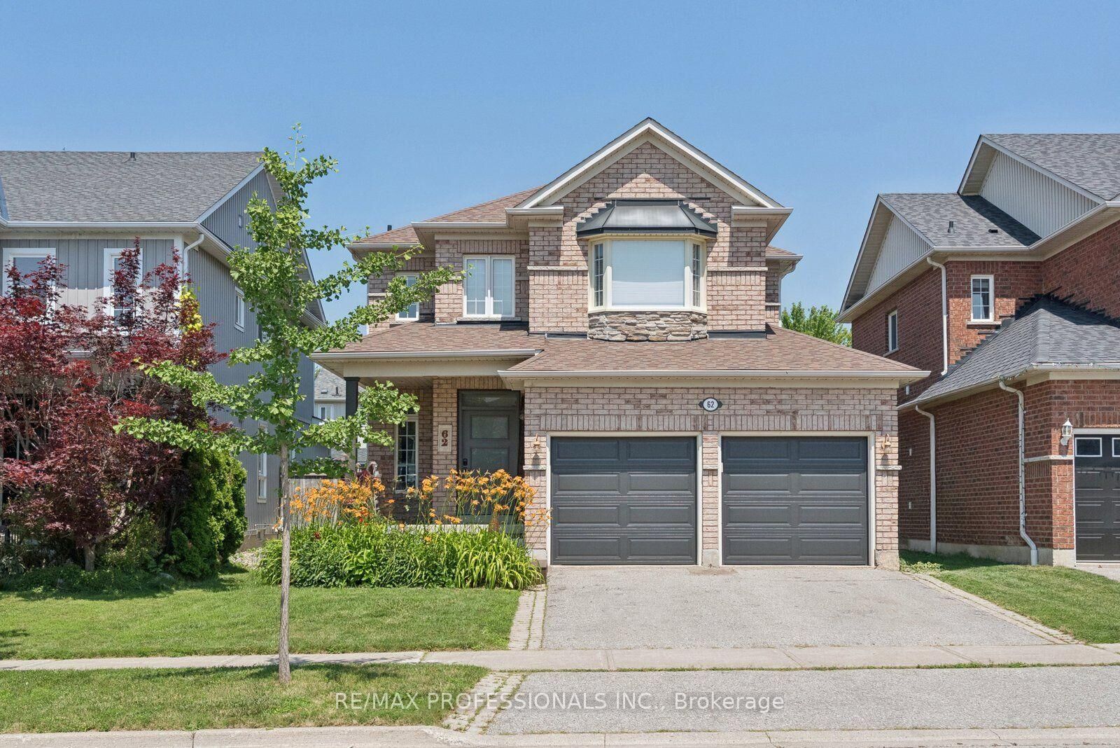 Property Photo: 62 Blackfriar Avenue ON L1M 2C1