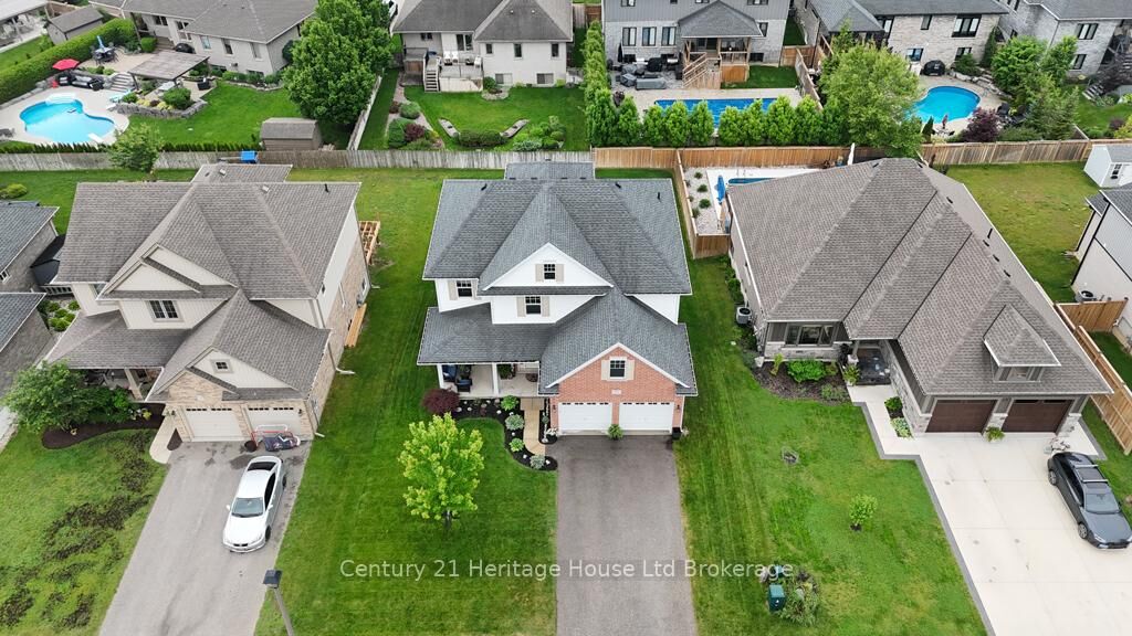 Property Photo: 29 Brookside Lane ON N4G 0A1