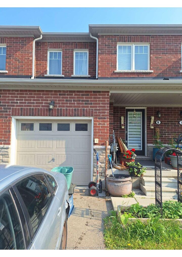 Property Photo: 8 Longboat Run ON N3T 0P3