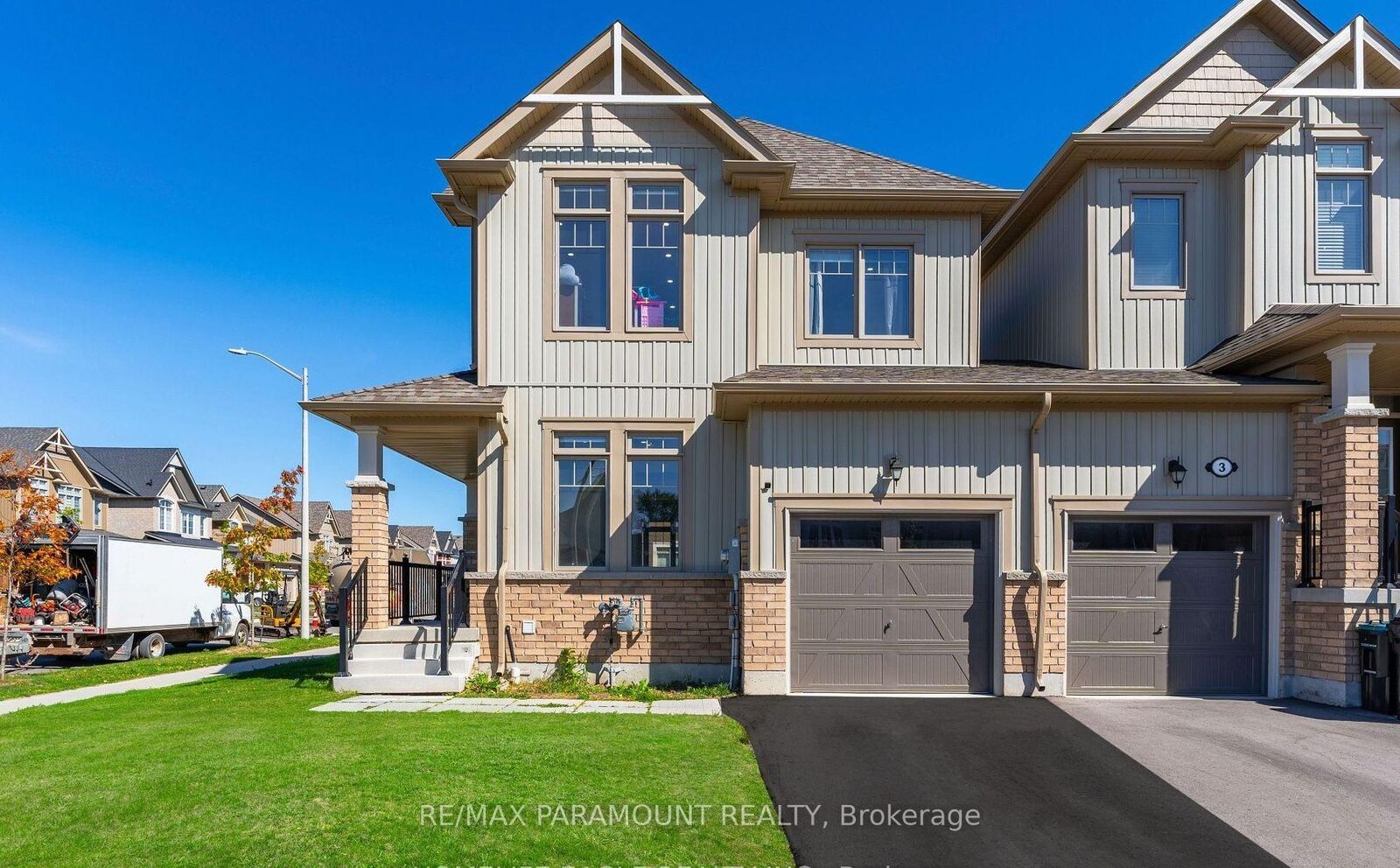 Property Photo:  58 Tracey Lane  ON L9Y 3V2 