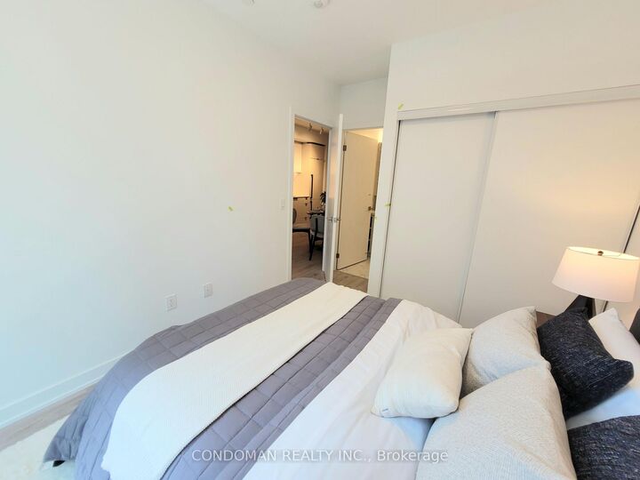 Property Photo:  252 Church Street 508  ON M5B 0E6 