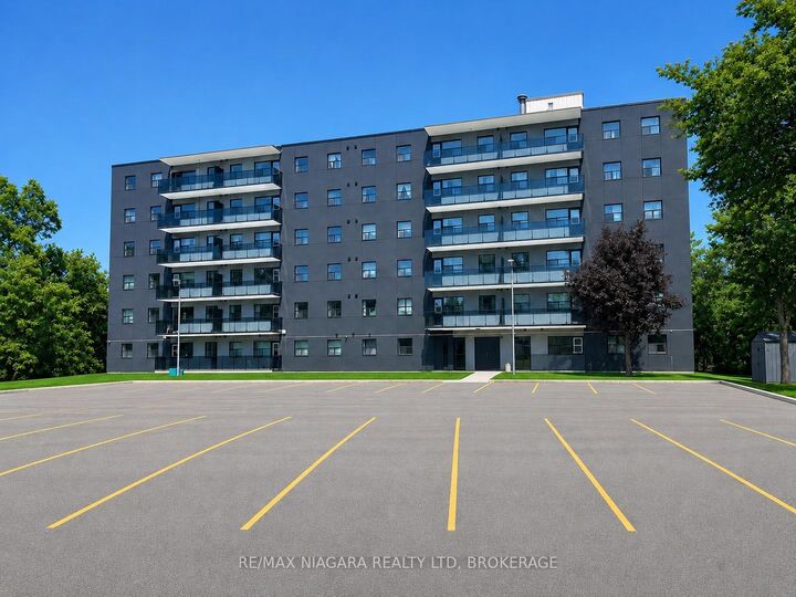 Property Photo: 550 King Street 503 ON L4R 3N1