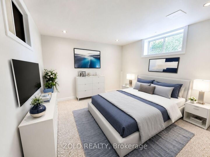Property Photo:  20560 Yonge Street Bsmt  ON L9N 0J7 