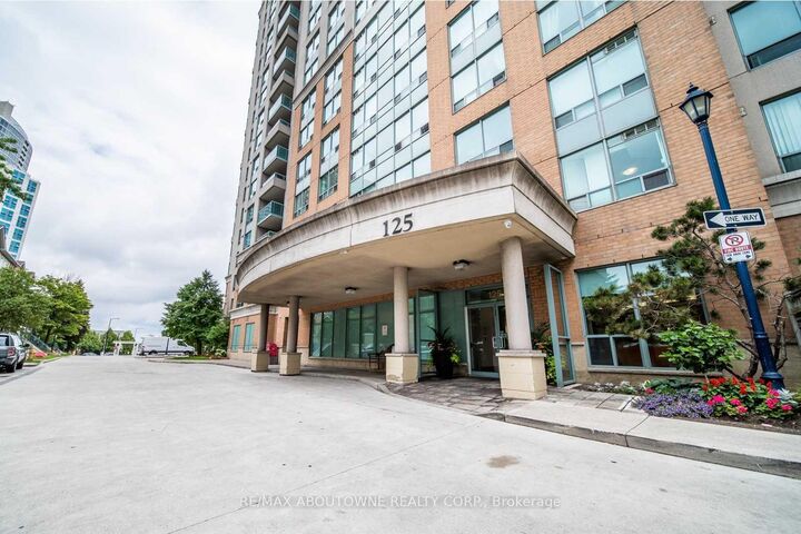 Property Photo: 125 Omni Drive 2239 ON M1P 5A9