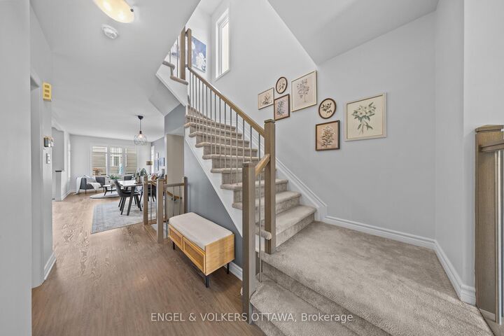 Property Photo: 825 Loosestrife Way ON K1T 0L8