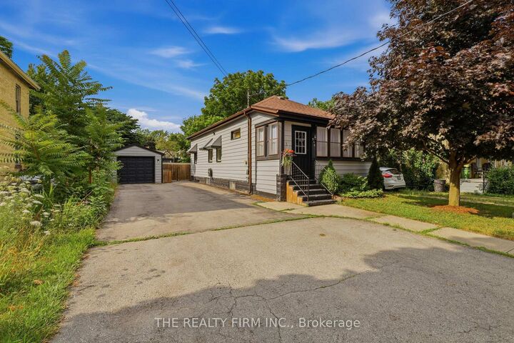 Property Photo: 946 Lorne Avenue ON N5W 3L1