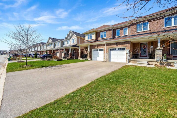 Property Photo:  96 Esther Crescent S  ON L3B 0G3 