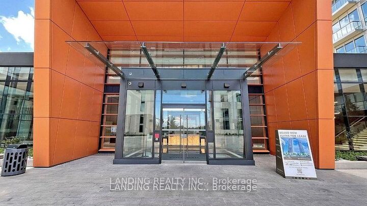 Property Photo:  95 McMahon Drive 1715  ON M2K 0H2 