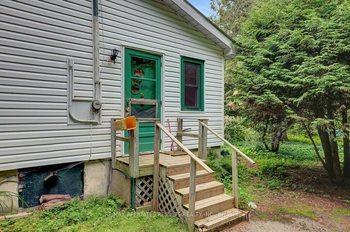 Property Photo:  3326 Leroy Street  ON K0A 2W0 