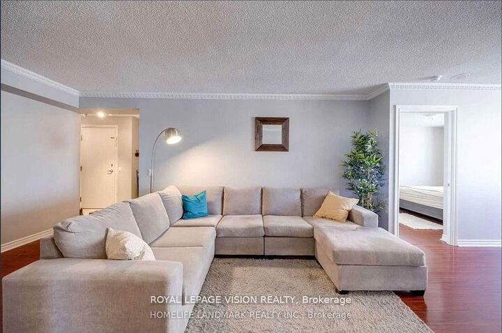 Property Photo:  115 Omni Drive 2106  ON M1P 5B4 