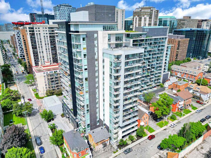 255 Bay Street 309 — photo 1