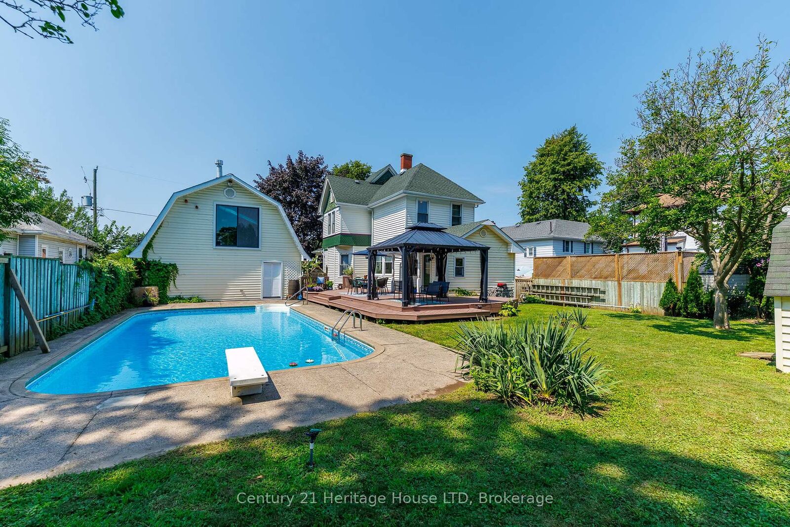 Property Photo: 34 Henry Street ON L2R 5T6